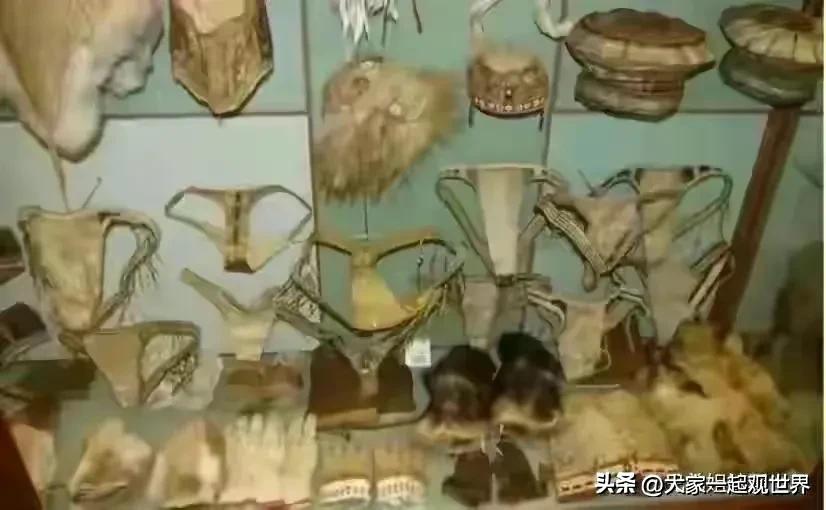 丁字裤（俄罗斯女人的毛皮丁字裤）