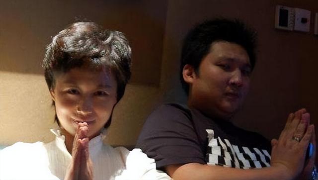 主持人魏笑生前结局（魏笑24岁成知名主持）(24)