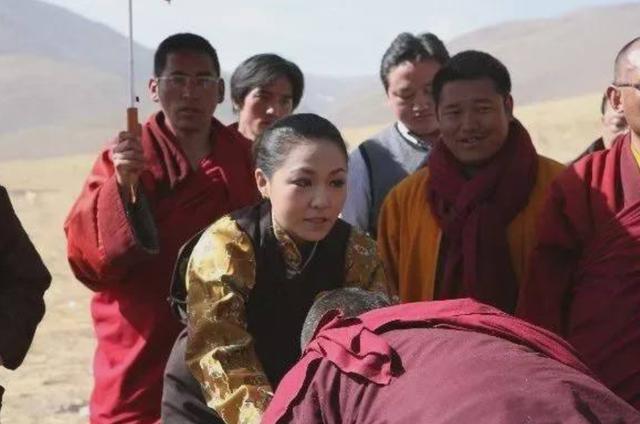 十世班禅活佛41岁破例娶妻（十世班禅活佛41岁破例娶妻）(21)
