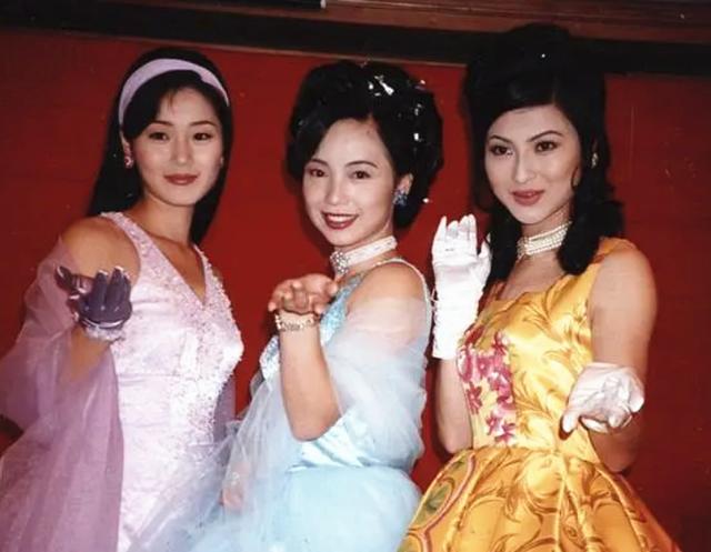 我和春天有个约会江华邓萃雯结局（我和春天有个约会演员时隔27年重聚）(7)