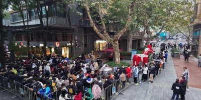 ​全国品牌奶茶十大排行榜10强有哪些，茶颜悦色最火_家家排长队