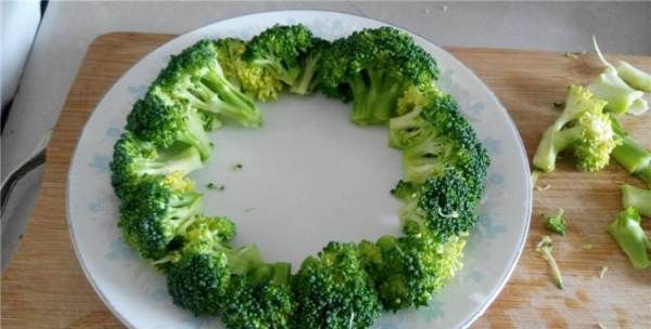西兰花可以蒸着吃吗,西兰花可以蒸着吃图4