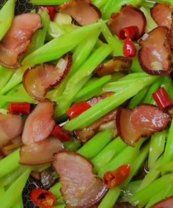 ​怎么做炒腊肉,炒腊肉的做法