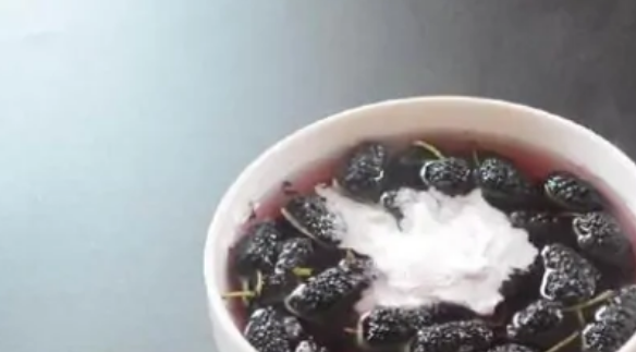 桑葚怎么洗干净,简单又快捷的清洗桑葚的方法有哪些呢图7