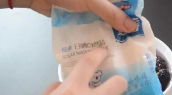 桑葚怎么洗干净,简单又快捷的清洗桑葚的方法有哪些呢图6
