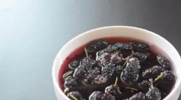 桑葚怎么洗干净,简单又快捷的清洗桑葚的方法有哪些呢图5