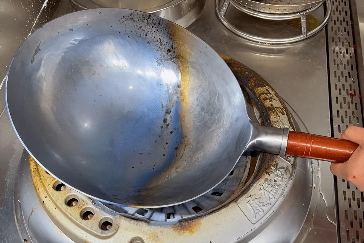 铁锅 哪个品牌好（中国最好的炒锅品牌排行榜）