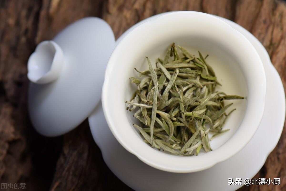 一年茶三年药七年宝是哪种茶（茶叶可以存放几年时间）