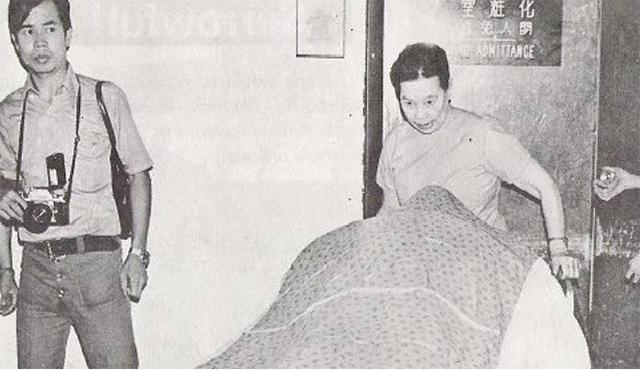 李小龙传奇死因（李小龙巨星陨落之谜）