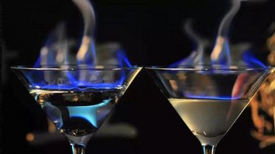 ​青海种植葡萄酿红酒(红酒是不是都是葡萄酿的)