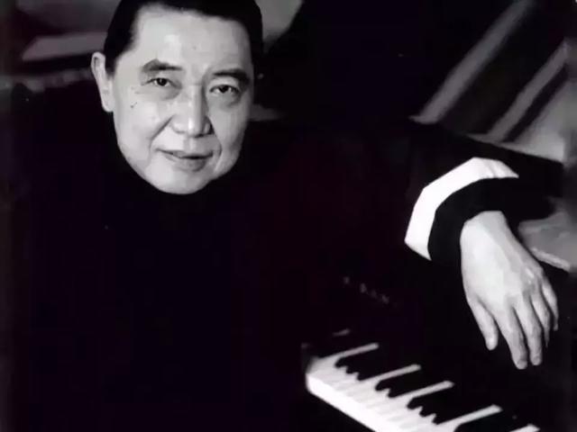 傅雷家书儿子眼中傅雷形象（傅雷是个怎样的父亲形象）