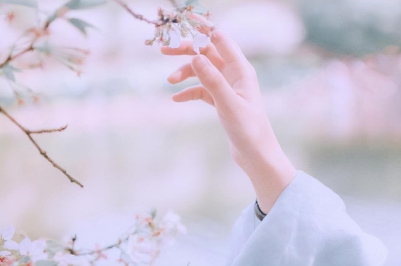 冷血的人是什么心理（冷血的人内心多强大）