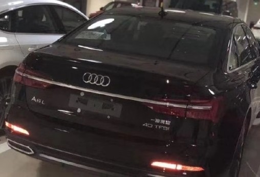 全新换代奥迪A6L，摆脱了“官车”以后，你会选择什么配色？