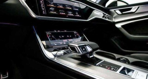 全新换代奥迪A6L，摆脱了“官车”以后，你会选择什么配色？