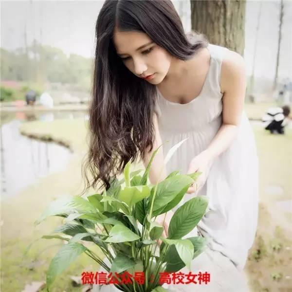 才貌双全各大高校校花大盘点（华中科技大学校花黄静逸似花仙子）(29)