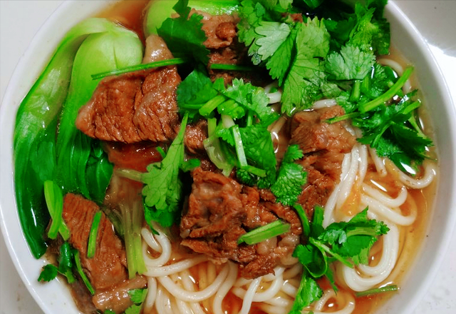 生牛肉怎么煮又烂又嫩又好吃，家常炖牛肉的技巧总结