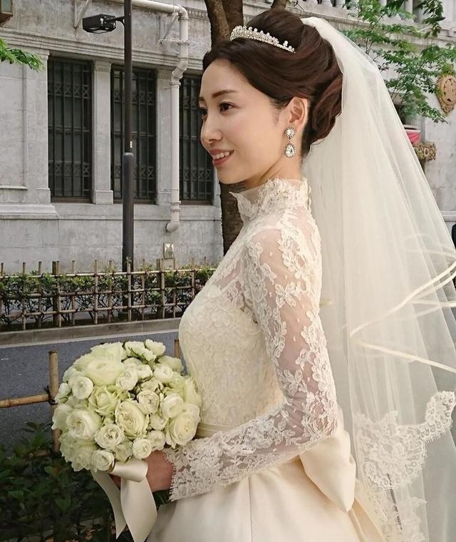 2022最流行的新娘发型大全，最美新娘发型图片大盘点