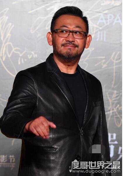 姜文跟姜武什么关系,两人是同父同母的亲兄弟