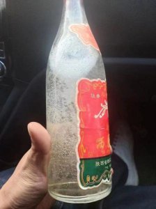 ​55度白酒能长期存放吗为什么(55度的白酒可以喝吗)