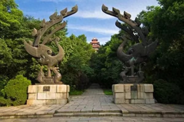 “九头鸟”的来历是什么？原来“九头鸟”是智慧之鸟，力量之鸟