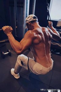 ​刘畊宏50岁的肌肉线条绝了