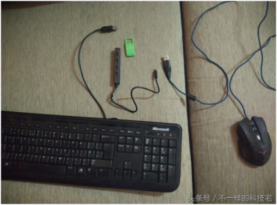 ​手把手教你怎样用OTG线连接鼠标键盘玩游戏！