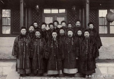 ​宣统三年成立的责任内阁（皇族内阁）成员一览