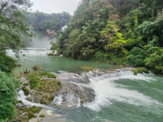 贵阳到黄果树瀑布(贵州黄果树瀑布5A级景区旅游攻略)