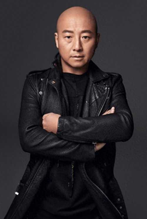 零点乐队主唱(“绿藤炮王”周晓鸥的消失)