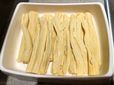 ​腐竹怎么泡最快最松软(泡腐竹最好别用冷水泡，又慢又夹生，教你4招，又快又软
