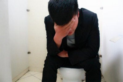​为什么大便不成形拉稀（一出现大便不成形、腹泻的现象，就是肠胃炎？还可能是