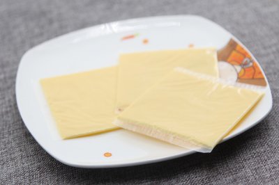 ​乳酪是什么食品（科普小知识：奶酪、芝士、黄油、奶油……你分不清？）
