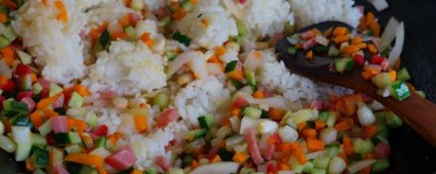 ​炒饭前怎么打散米饭窍门 炒饭前怎么打散米饭好吃