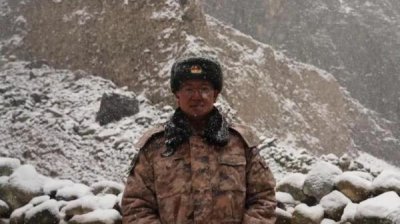 ​陈红军(“卫国戍边英雄”陈红军！今天，他的墓前摆满鲜花……)