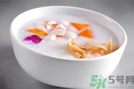 秋季吃什么滋阴润肺？秋季女人养生滋阴润肺汤谱