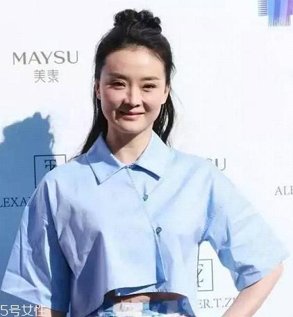 丸子头适合什么脸型 一秒扎成的超美丸子头