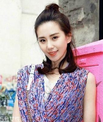 丸子头适合什么脸型 一秒扎成的超美丸子头