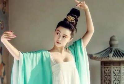 ​古人都是比较封建保守的 古人夏天的时候也这么穿吗