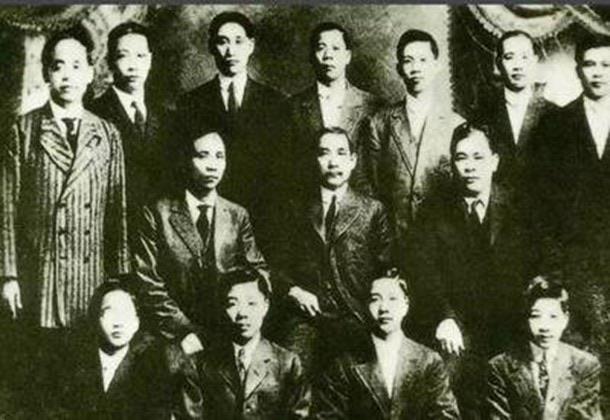 历史阎锡山人物简介分析（抗战时期国民党阎锡山是好还是坏）  2