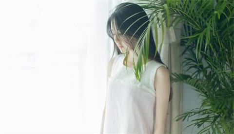 怎样哄女孩子开心的话，怎样哄女孩子开心呢图片