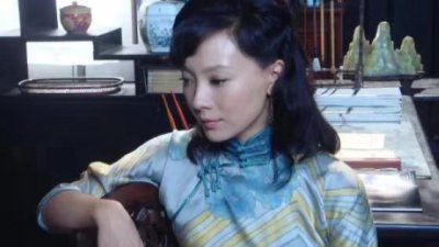 ​《倾城之恋》白流苏离婚后为何嫁得更好？她有三个优点，值得借鉴