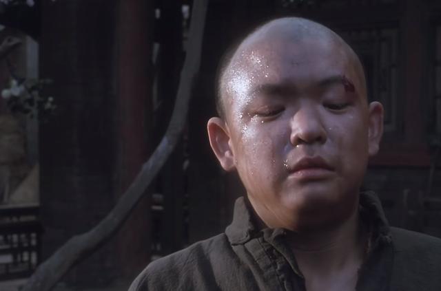 风华绝代，《霸王别姬》中，张国荣那俊美的容颜