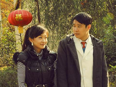 《乡村爱情11》李秋歌回归看上李大国，与大4岁关婷娜同框太显老