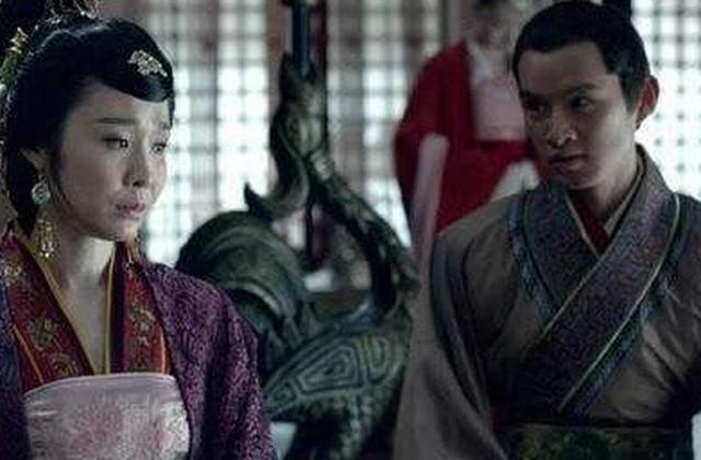 琅琊榜：他胆小懦弱，从小被言后刁难，却悄无声息间成为最大赢家