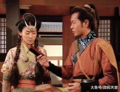 ​《唐砖》热播, 王天辰化身唐朝锦鲤, 与女主上演甜蜜爱恋