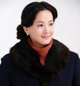 ​影后咏梅：陪陈道明8年不要名分，身价2亿嫁王菲初恋成人生赢家