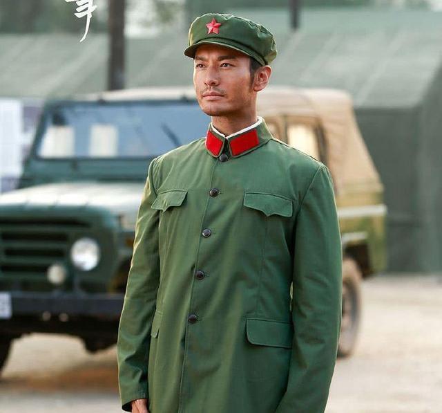 湖南卫视收视率跌出新纪录，用热巴老剧挽回收视，金鹰女神稳了