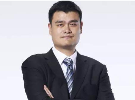 嫁给400斤的姚明什么感觉？妻子大胆透露私生活，姚明哭笑不得