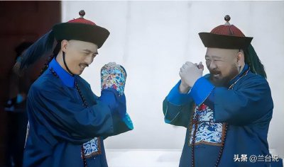 ​《天下长河》里的权臣索额图和明珠，谁的官职和地位高？