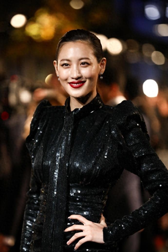 《神奇动物》纳吉尼的扮演者Claudia Kim金秀贤出席的高清美图